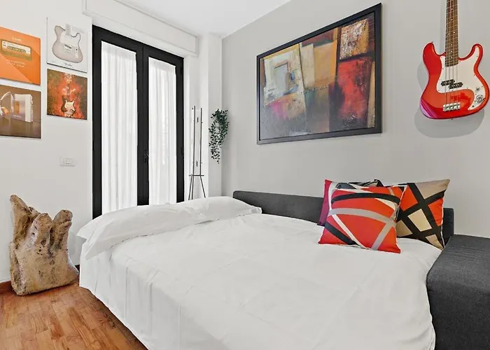 Milano-M1 Rock House